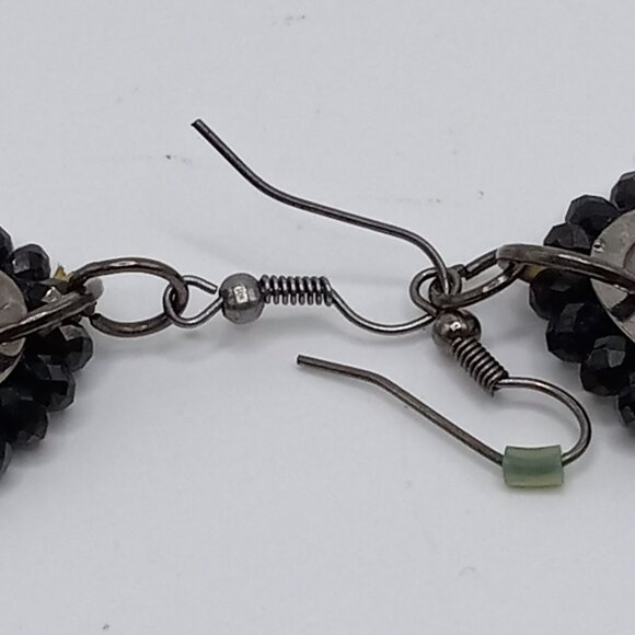 Black Filigree Rhinestone Hematite Pendant Silver Tone Necklace Earring Set - Picture 4 of 6